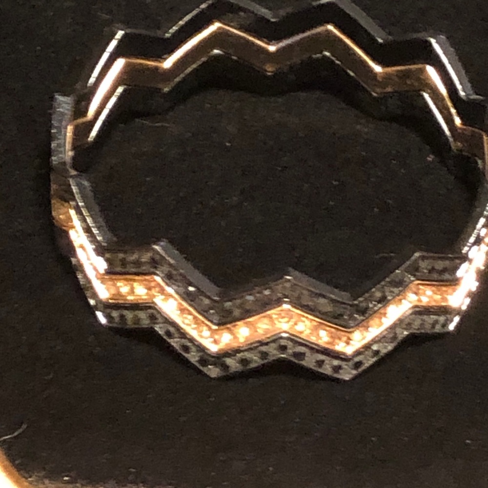 NWT Black and Gold 3-pc Bangle set - Picture 8 of 12